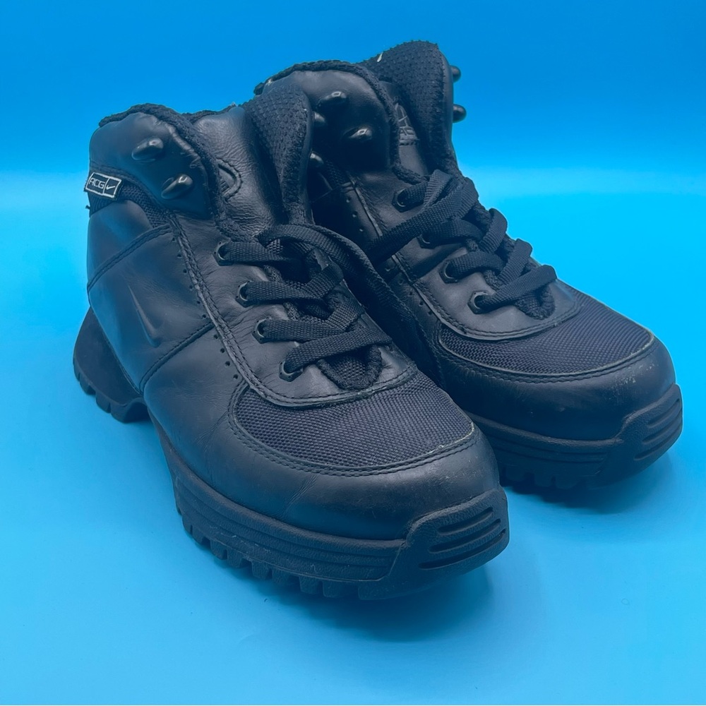 Nike Air Max ACG (All Conditions Gear) boots